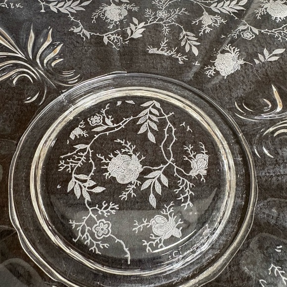 Fostoria CHINTZ CRYSTAL UPTURNED PLATE - Picture 2 of 7